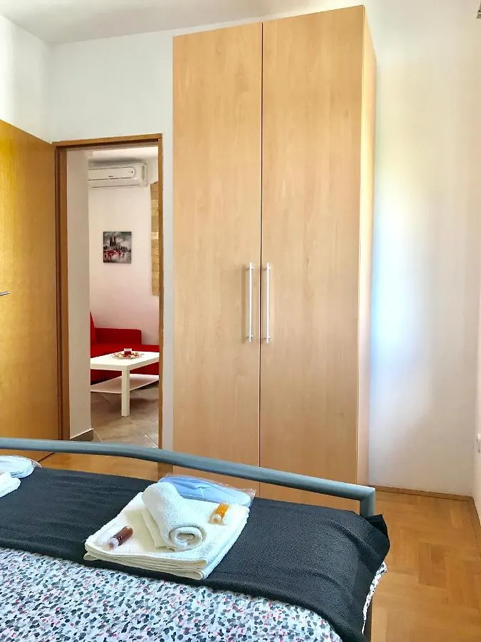 Apartment Pepa Starigrad Paklenica