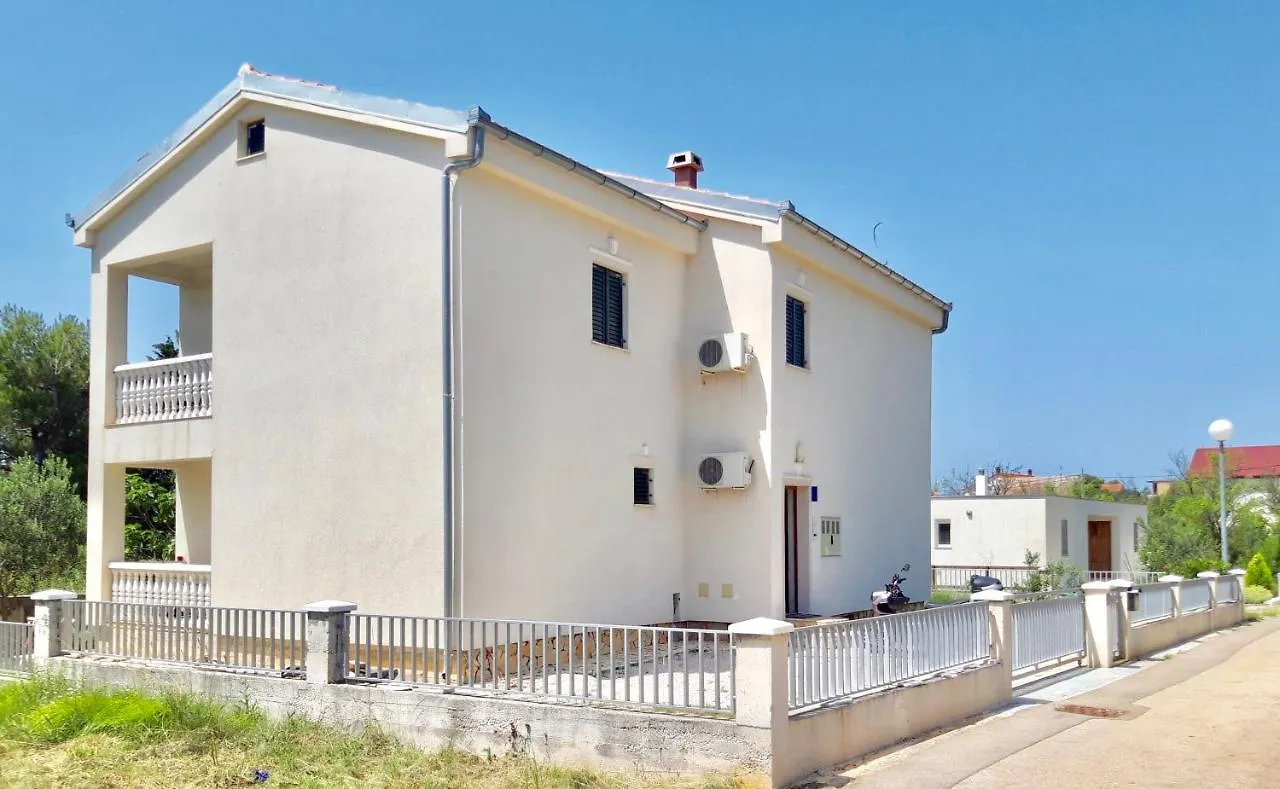 Apartment Pepa Starigrad Paklenica